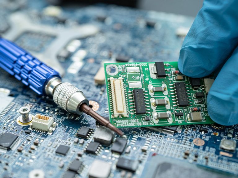 P&D e teste de circuitos eletrônicos